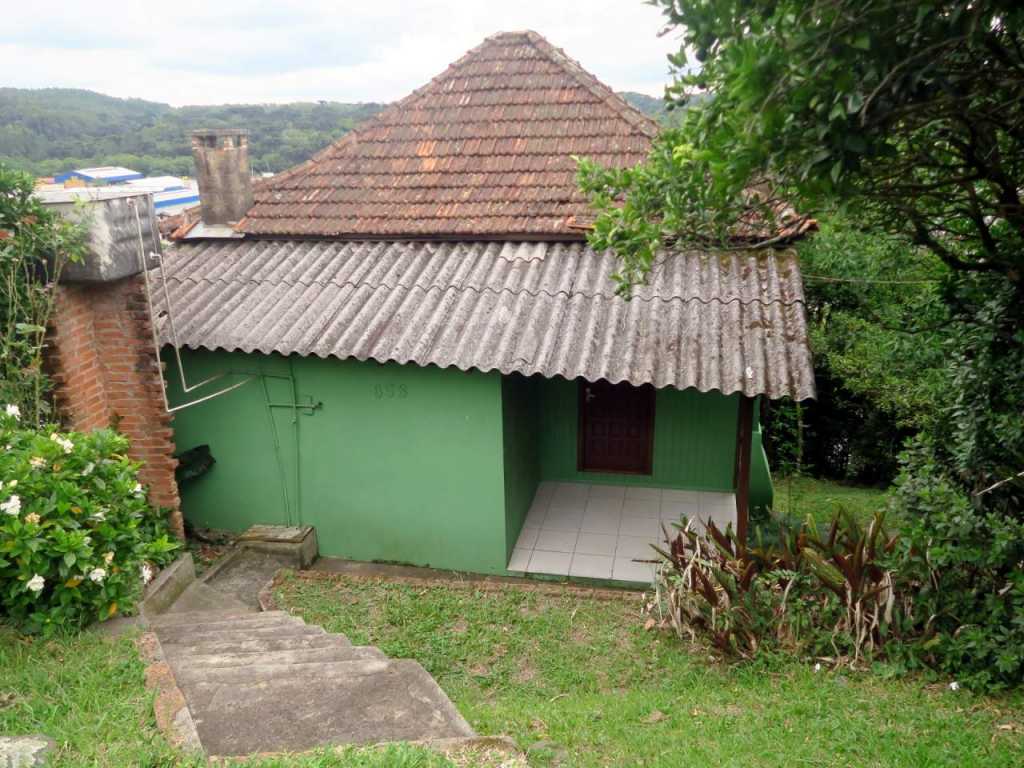 Casa em Carlos Barbosa/RS - Bairro Vila Nova