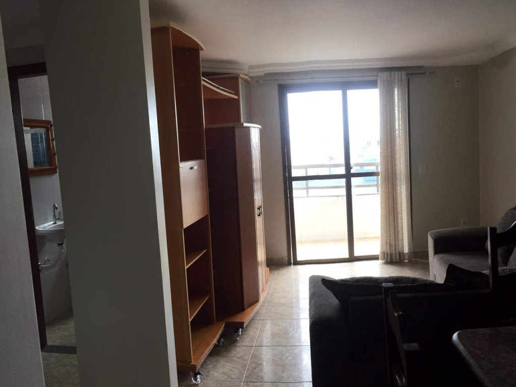Apartamento 301, Ed. Barra Shopping com 02 quartos, 02 varandas em Marataízes