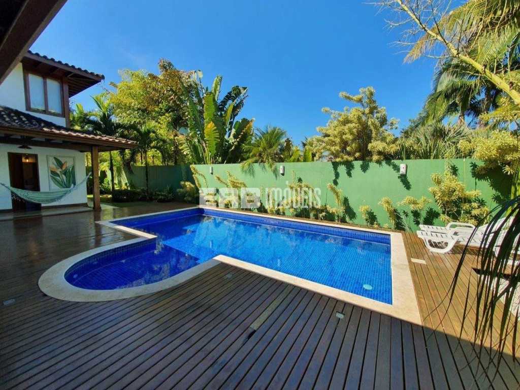 Casa de alto padrão em Itamambuca, com piscina, para 12 pessoas - Clm