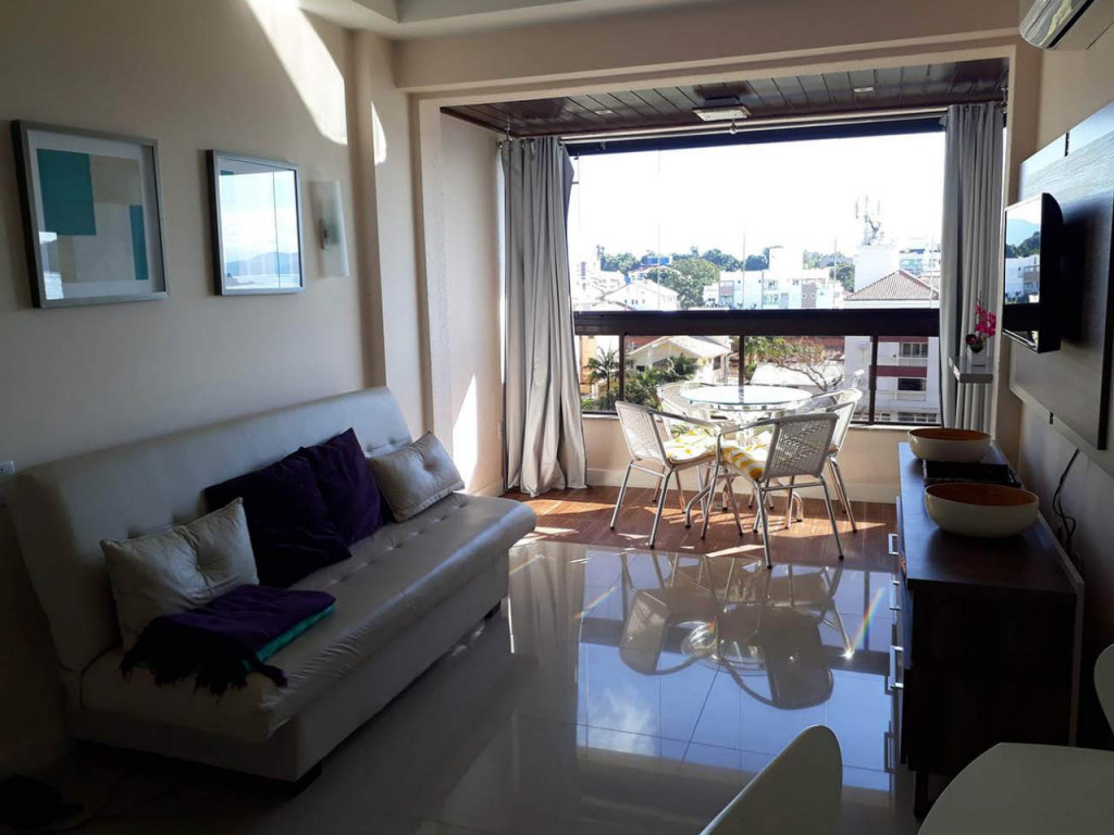 Beautiful apt with sea view, sea exit, breakfast, bar and restaurant !!