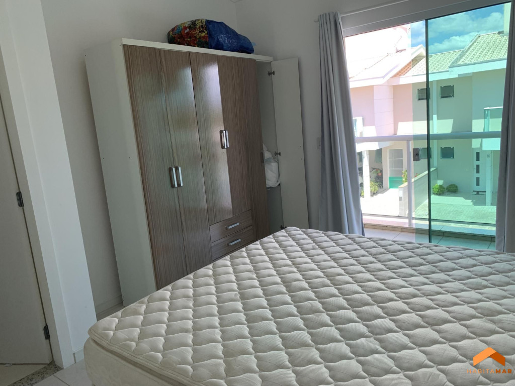 Casa Geminada Mobiliado  3 quartos com suite , 2 vagas Praia Pereque Porto Belo SC