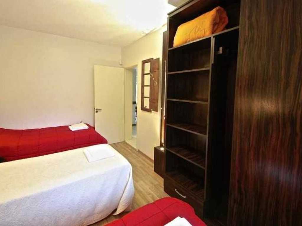 Apartamento para alugar em Gramado, 06 pessoas, Wi-Fi, Sky e Splits