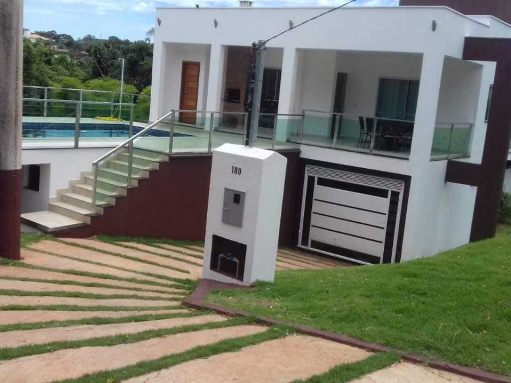 Casa de lujo en condominio Escarpas do Lago con piscina climatizada. CONTACTO SOLO A TRAVÉS DE WHATSAPP. (37) 99857-3684 FABRICACIÓN