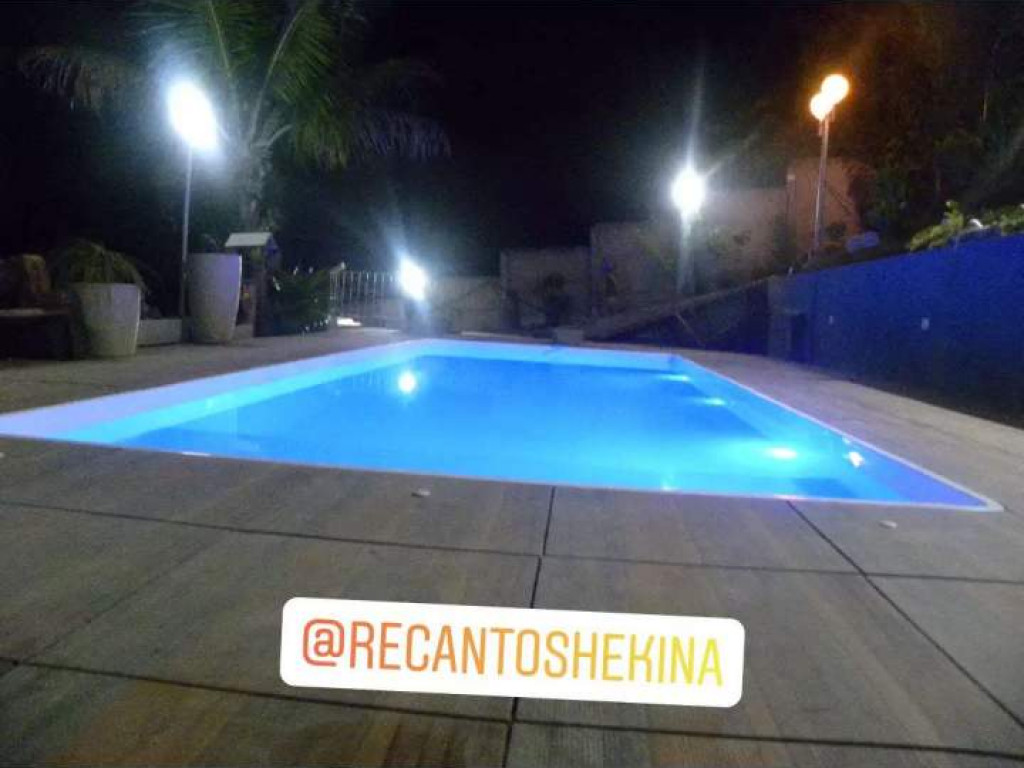 Chácara com piscina em Guararema-SP