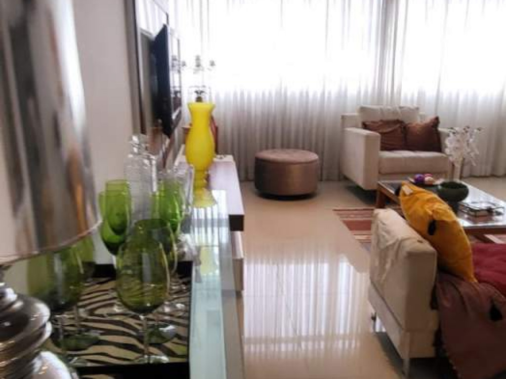 Vendo Lindo apartamento reformado em Ipanema