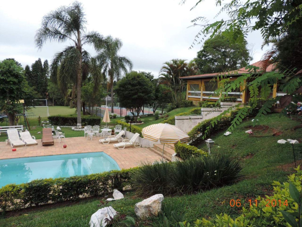 I rent a nice house in Ibiuna near São Paulo .. much praised on the site.