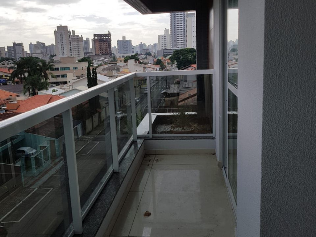 Apartamento pronto para morar em Itajaí com 1 suíte +1 dormitório, 74m², 1 vaga