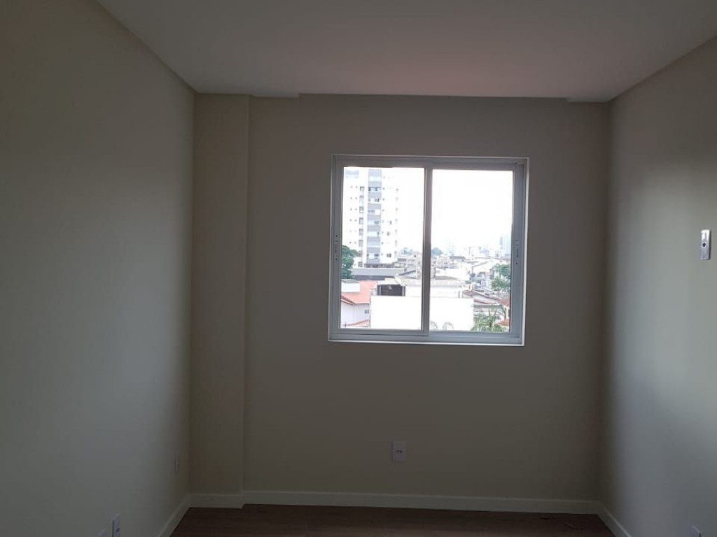 Apartamento pronto para morar em Itajaí com 1 suíte +1 dormitório, 74m², 1 vaga