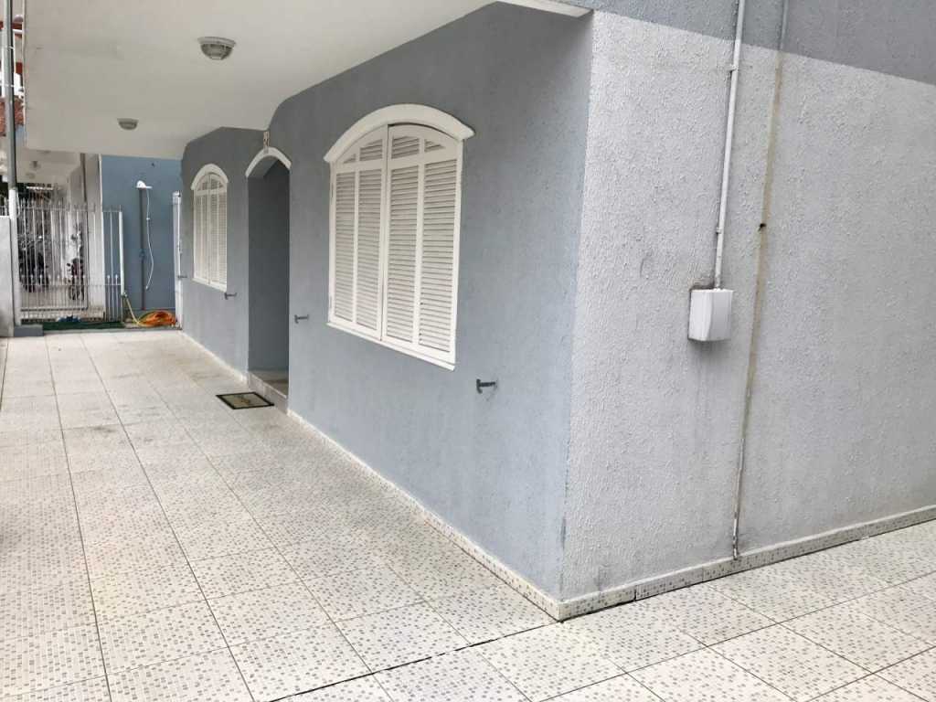 Townhouse with pool 300 meters from the sea