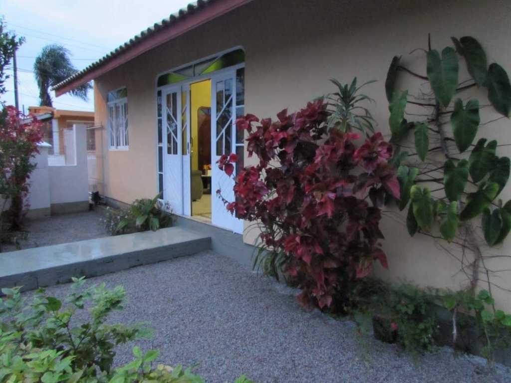 Linda Casa em Ponta das Canas