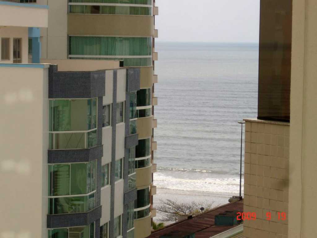 apartment two suites 100 meters from the central beach of Bal. Camboriu