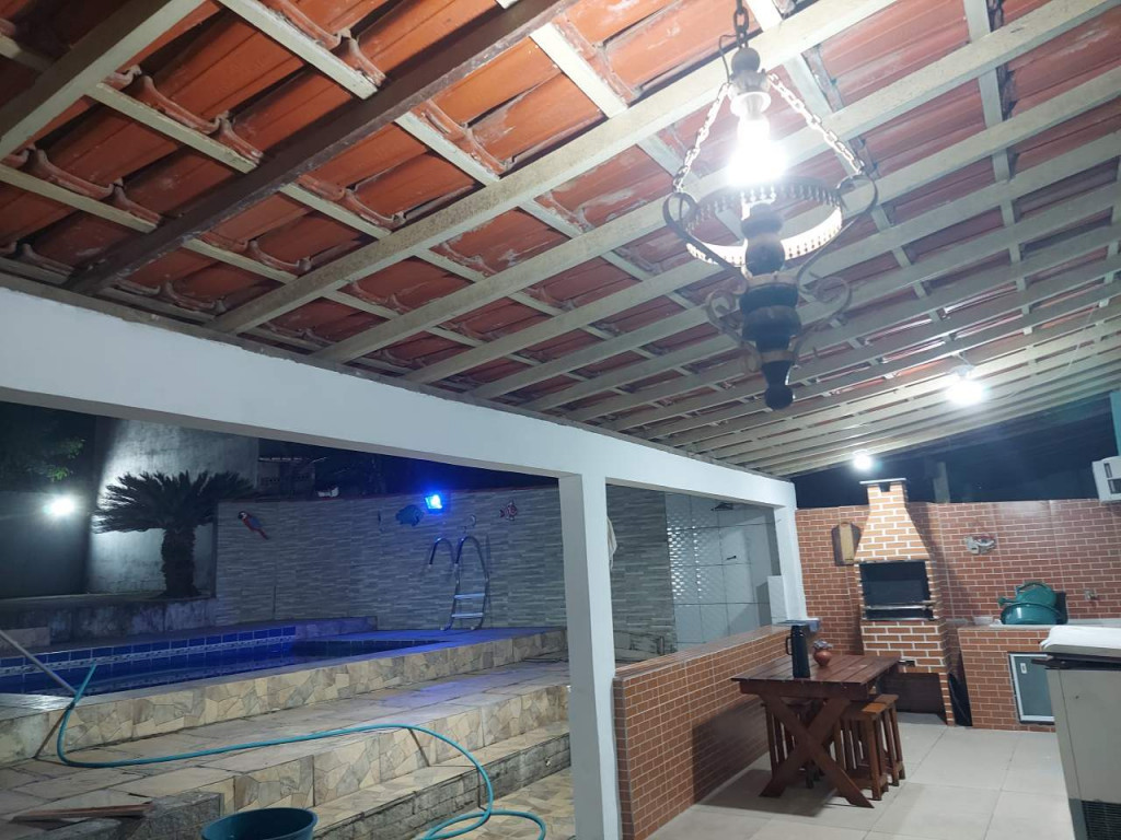 Casa com piscina em Iguaba