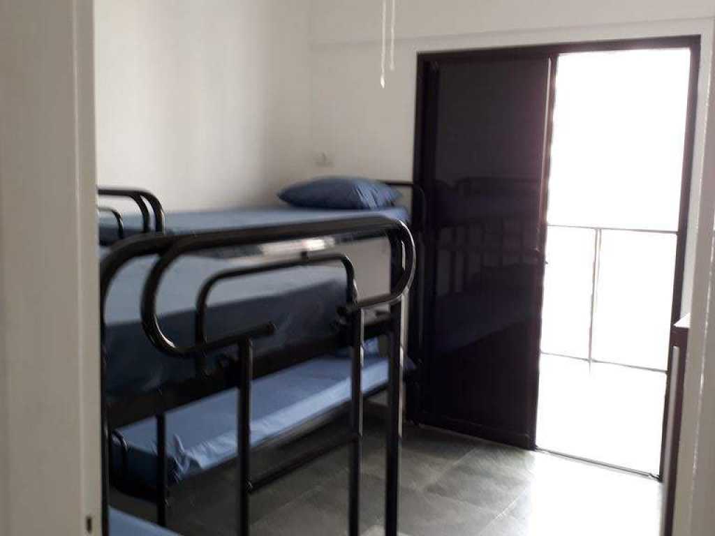 Amplo Apartamento nas Astúrias - 3 dorm com 2 suites