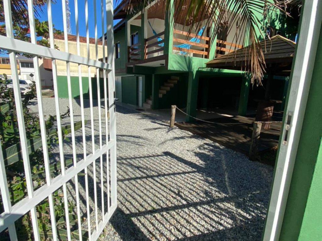 Alugo Casa Sobrado por Dia/Temporada na Praia Central de Barra Velha
