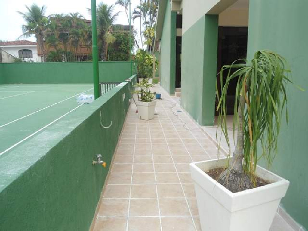 House for season in Guarujá Cove Tel: for contact (13) 981642586 or (13) 988097594