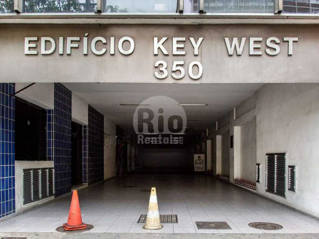 Rio Rentals 021 - C002 apartamento reformado em Copacabana