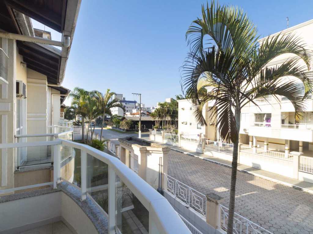 Alquiler de Apartamento 2 habitaciones para 6 personas condominio con piscina en Bombas