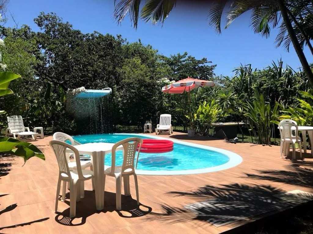 Guarajuba - Casa 6 quartos térrea com piscina - Ampla área verde - 02 lotes escriturados