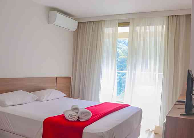 Refúgio Urbano com Vista para a Montanha e Varanda