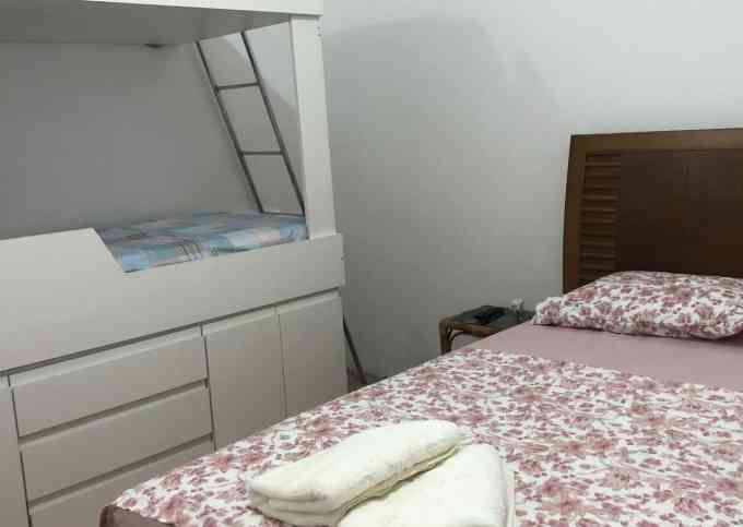 Aluguel Casa - Suítes Privativas