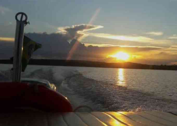 Mestre Gil Passeios Náuticos em Capitólio.