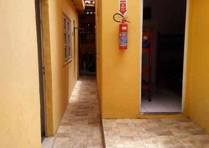 Casa/Quartos Perto da Praia do Forte em Cabo Frio-RJ