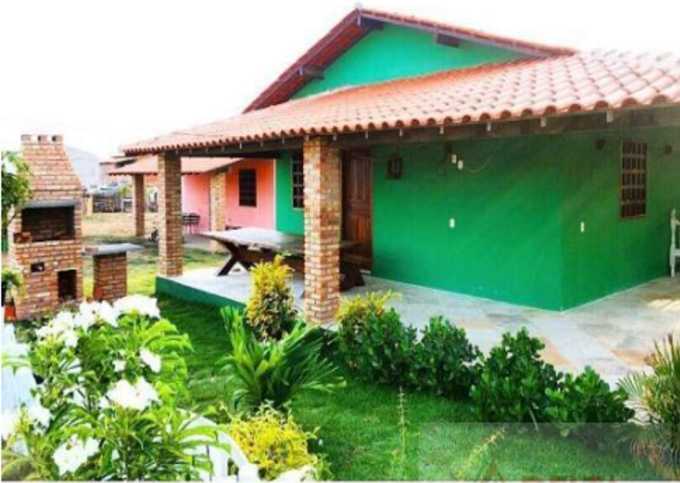 Casa para Temporada, Luís Correia / PI, bairro Coqueiro, 2 dormitórios, 1 suíte, 1 banheiro, 1 garagem, mobiliado