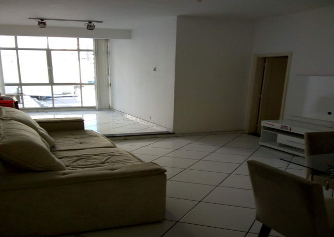 Excelente apartamento em Icaraí ( Para 2 a 8 pessoas )