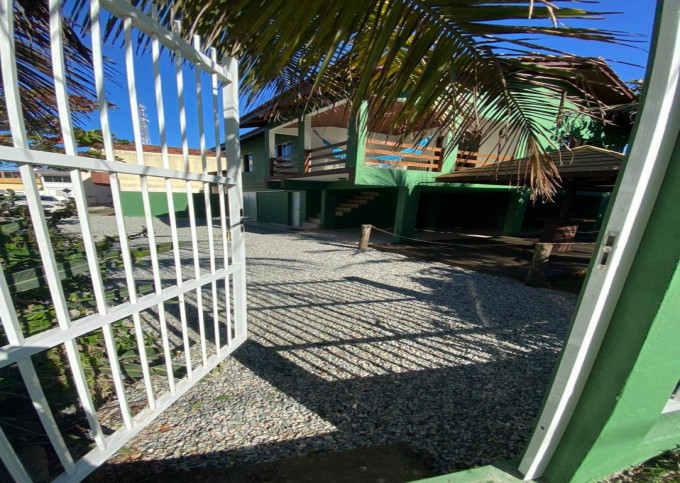 Alugo Casa Sobrado por Dia/Temporada na Praia Central de Barra Velha
