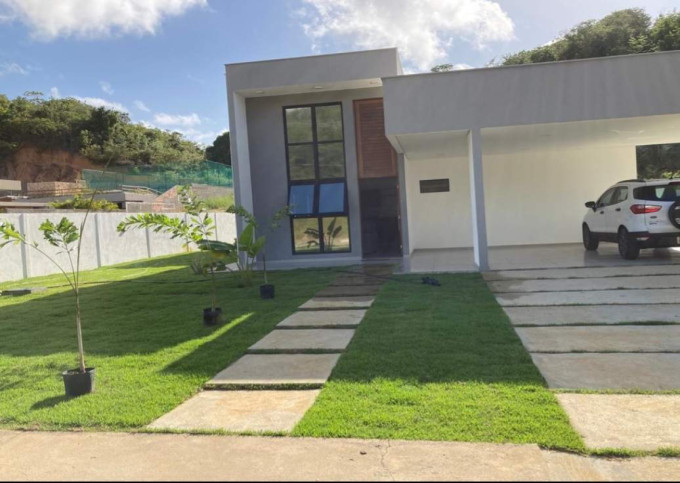 CASA NOVA. Excelente localização em São Miguel dos Milagres