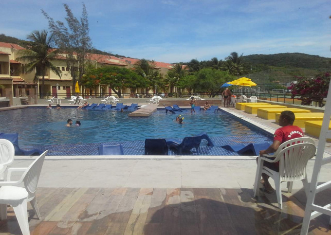 Cabo Frio promoção bx temporada  Praia Forte Tipo Resort 2 Piscina quadras parquinho etc