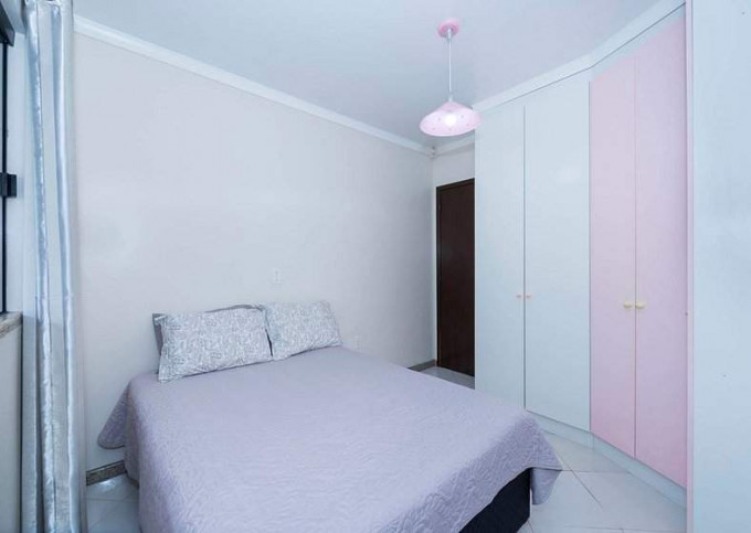 053L - Excelente Casa 4 dormitórios para até 12 pessoas com Lindo Jardim em Bombas - Bombinhas - SC