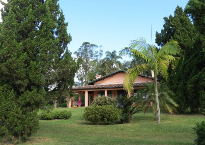 Casa na Represa do Taiaçupeba