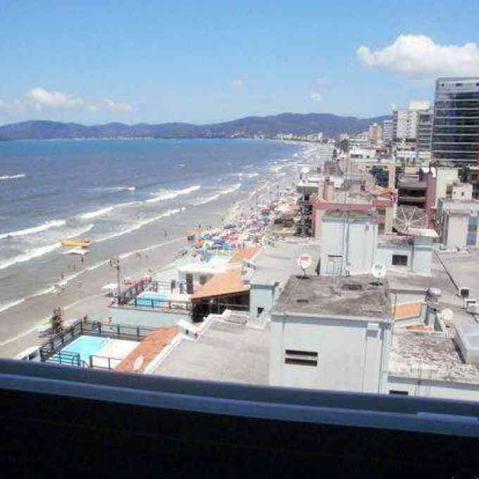 Apartamento com 4 quartos com vista para o mar - Meia Praia