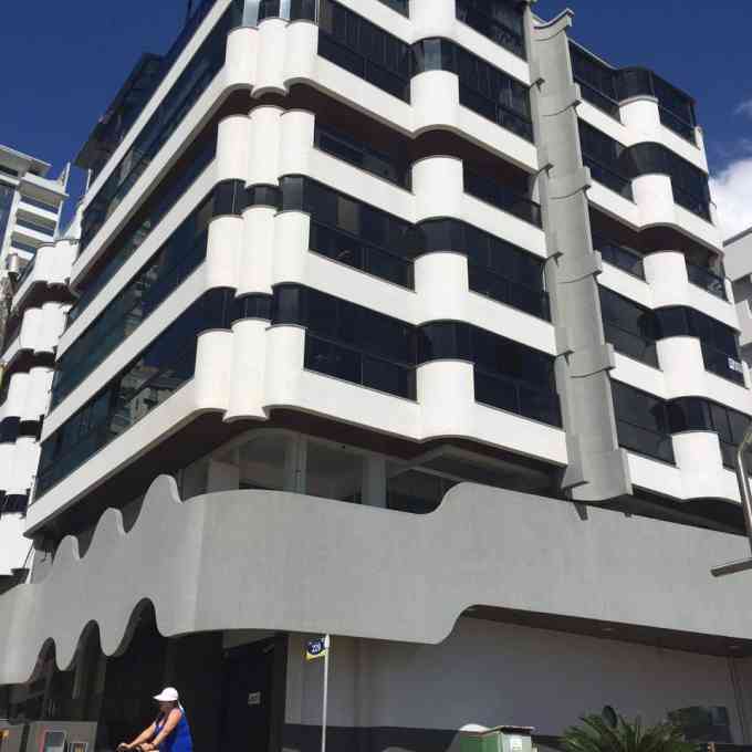 Apartamento 3 quartos com ar na quadra do mar ao Banco do Brasil