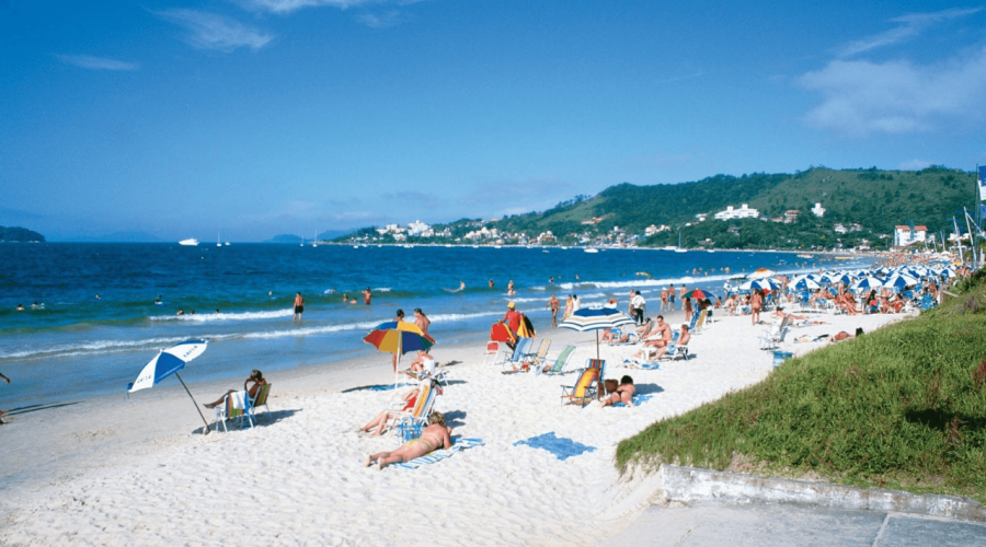 Jurerê: o que fazer e onde ficar na praia mais badalada de Florianópolis