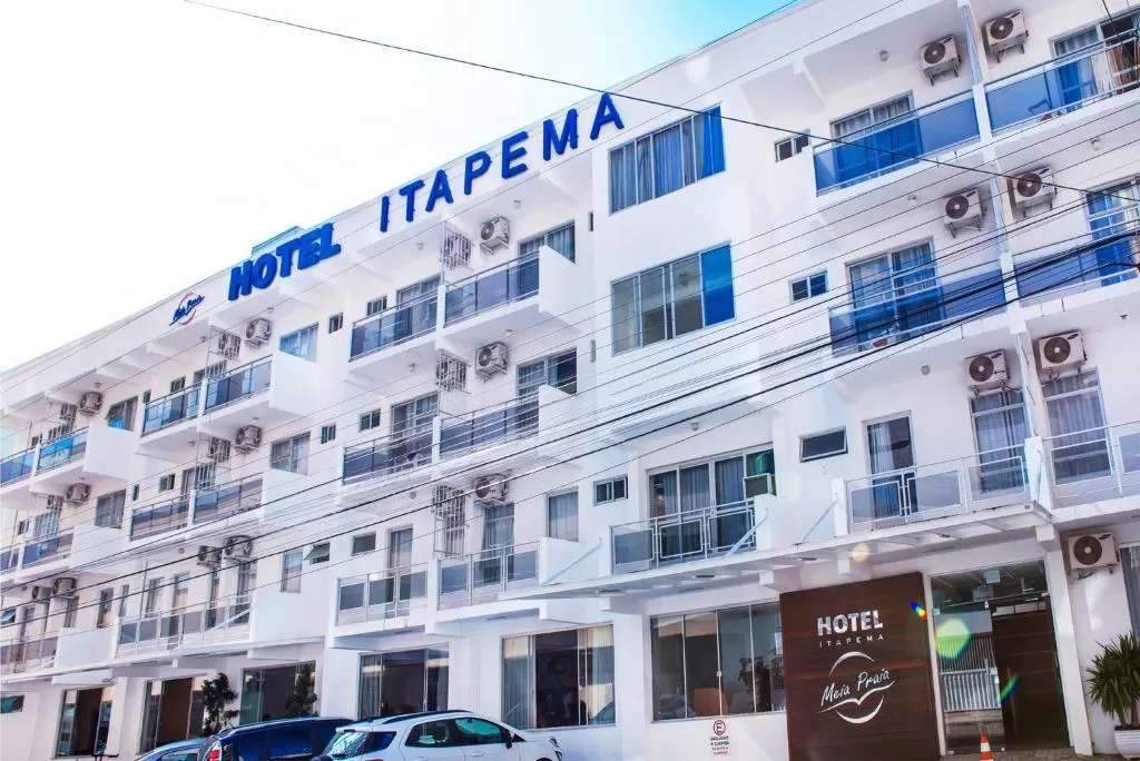 Hotel de temporada em Itapema, Itapema / Santa Catarina. Hotel Itapema Meia  Praia